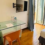 Terrazza Urania - Penthouse Terrace With 360 View Of Bed & Breakfast Rome