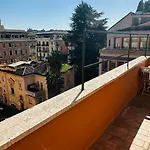 Terrazza Urania - Penthouse Terrace With 360 View Of Bed & Breakfast Rome