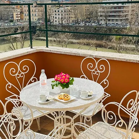 Bed and breakfast Terrazza Urania - Penthouse Terrace With 360 View Of