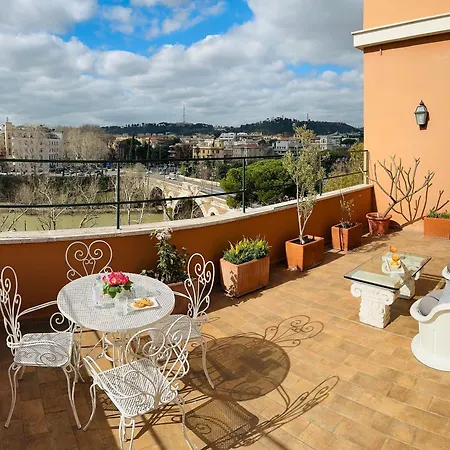 Terrazza Urania - Penthouse Terrace With 360 View Of Bed & Breakfast 4*