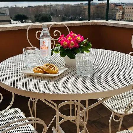 Bed and breakfast Terrazza Urania - Penthouse Terrace With 360 View Of Roma