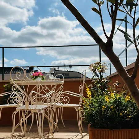 Terrazza Urania - Penthouse Terrace With 360 View Of Bed and breakfast 4*